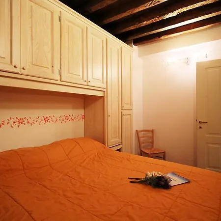 House Zoe Apartamento